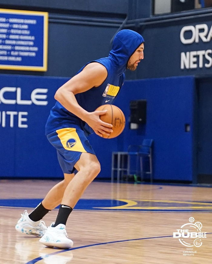 骑士绝杀浙江队，克莱状态火热