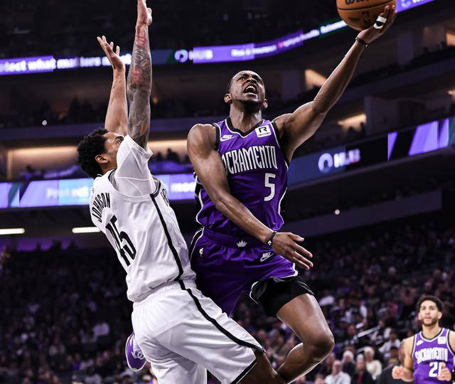 热火绝杀篮网，福克斯带队取胜