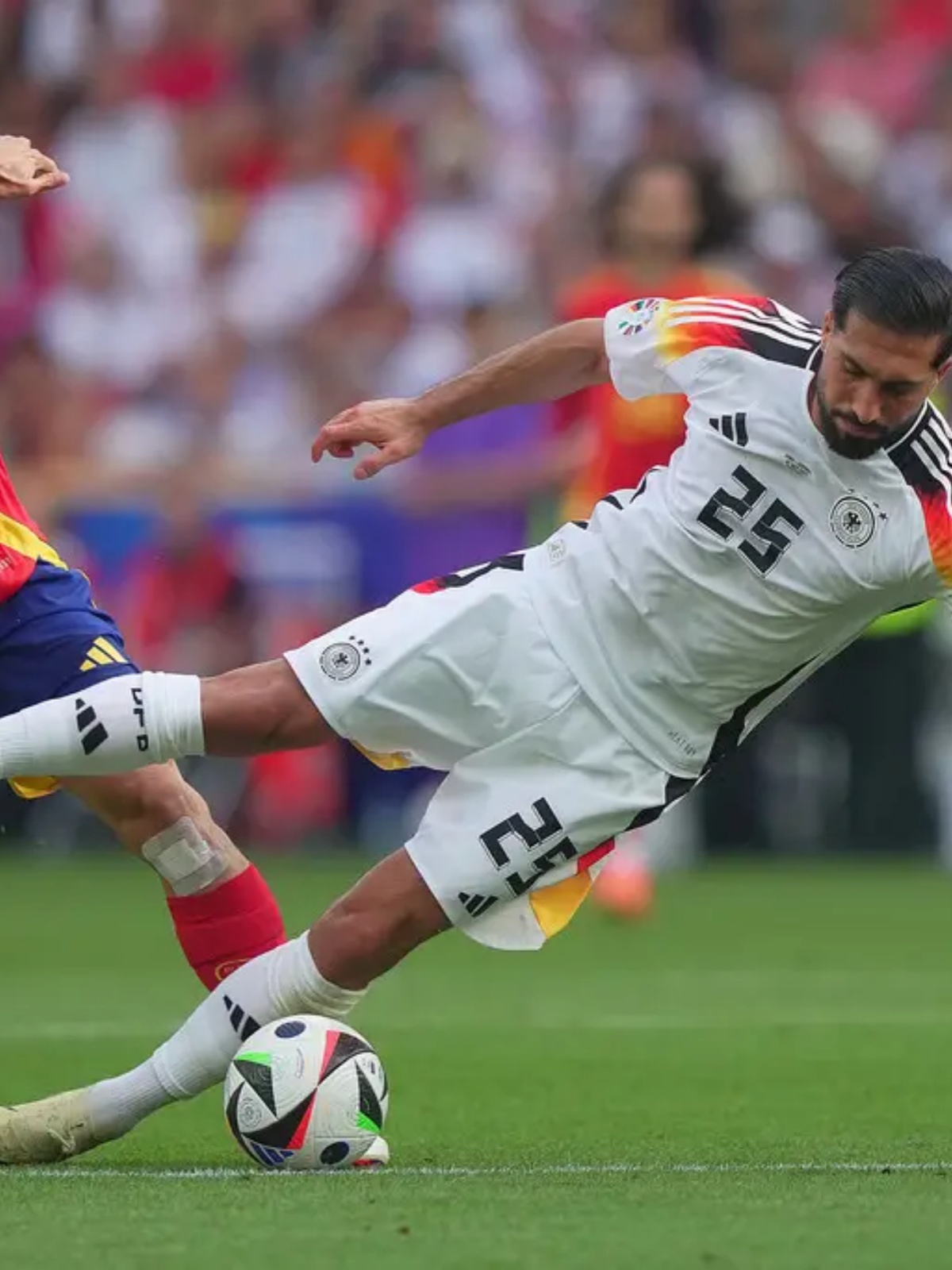 德国绝杀西班牙，皮克高光表现