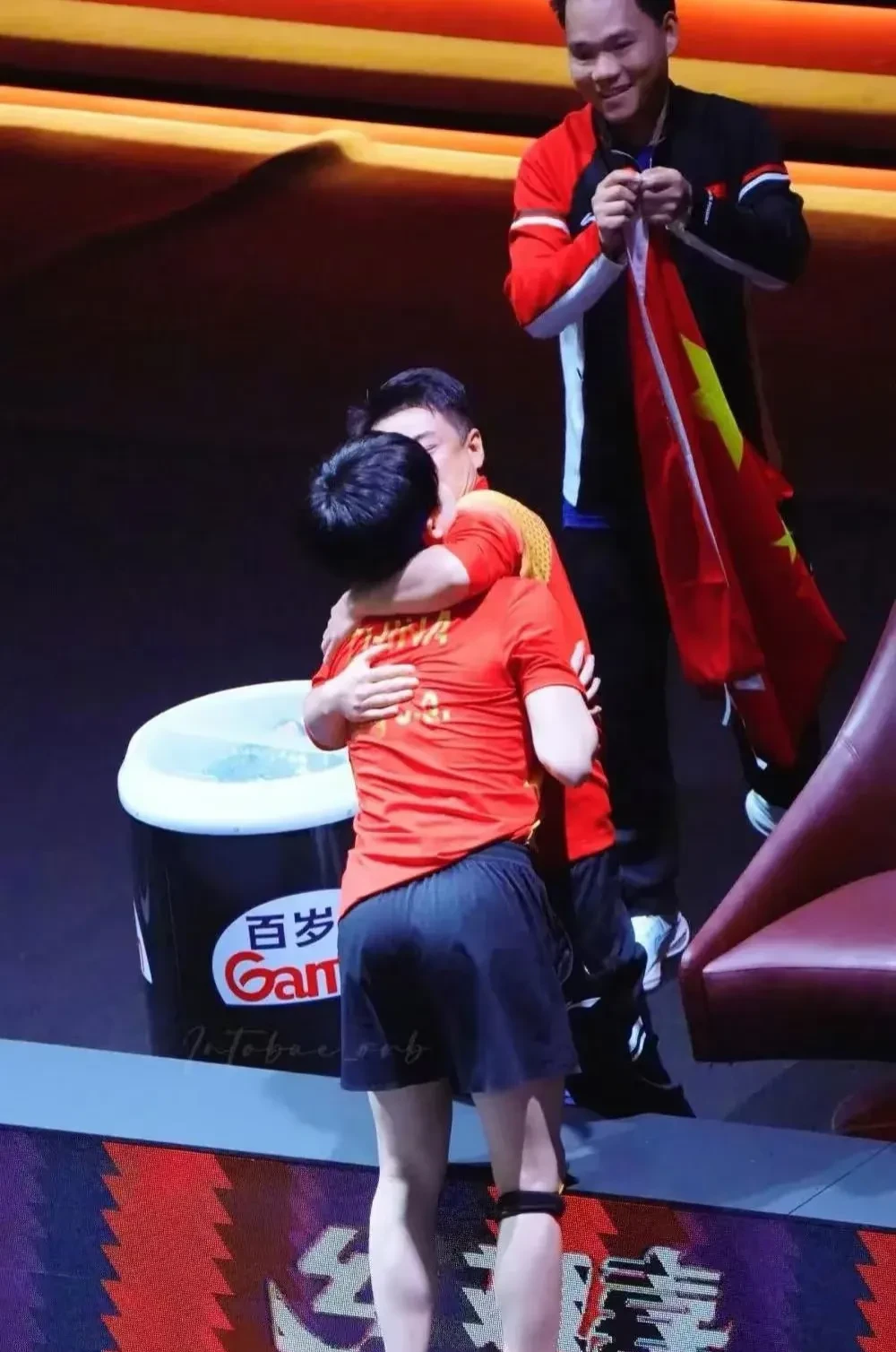 奥地利乒乓球队鏖战日本乒乓球队，王皓关键制胜