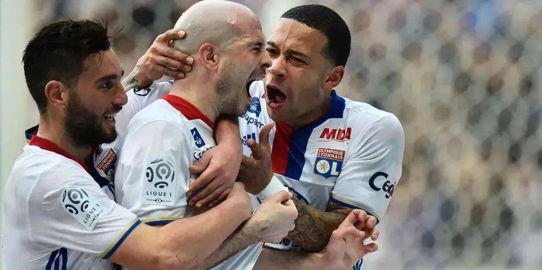 里昂客场遭尼斯逆转，遗憾失利