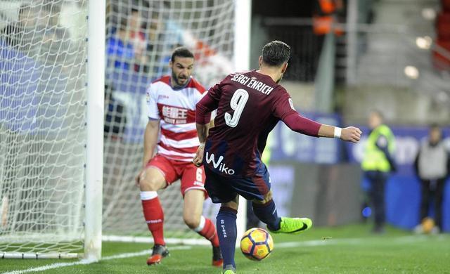 塞维利亚主场大胜格拉纳达,争夺前四位置 塞维利亚主场大胜格拉纳达,争夺前四位置