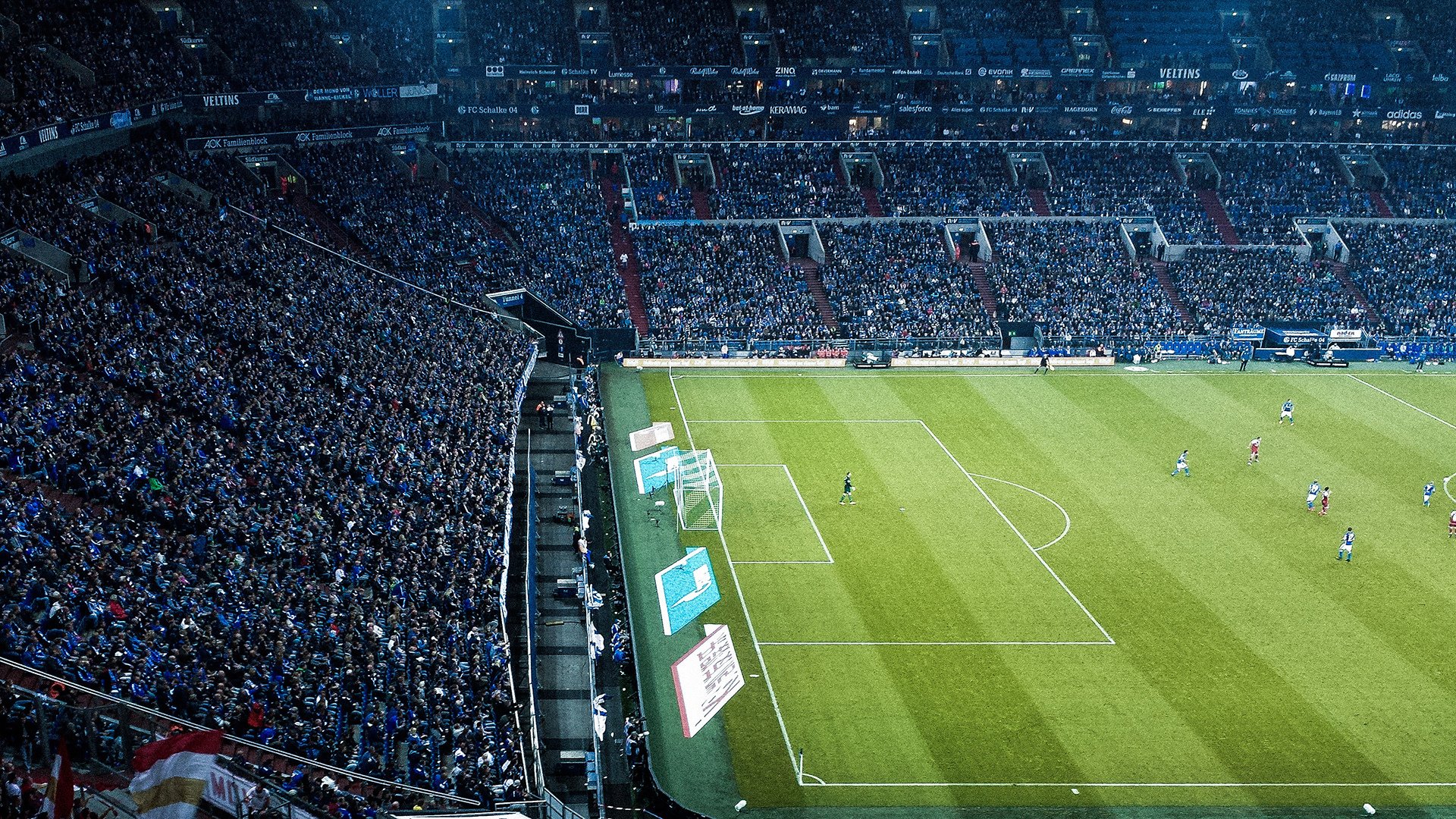 绿茵场上的双线战争,德甲争冠焦点战与墨西哥沙特的血拼启示