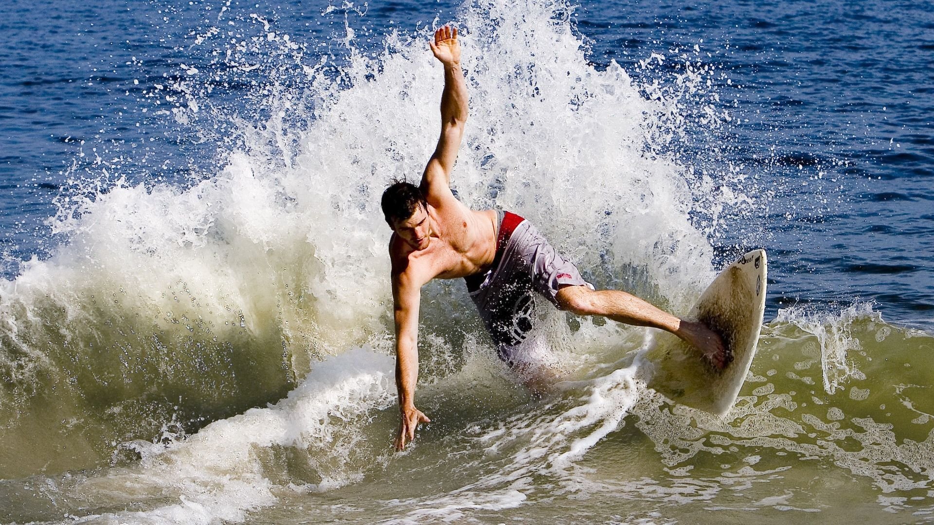 孟菲斯奇谋，当关键先生小贾伦的指尖改写克利夫兰的夜晚