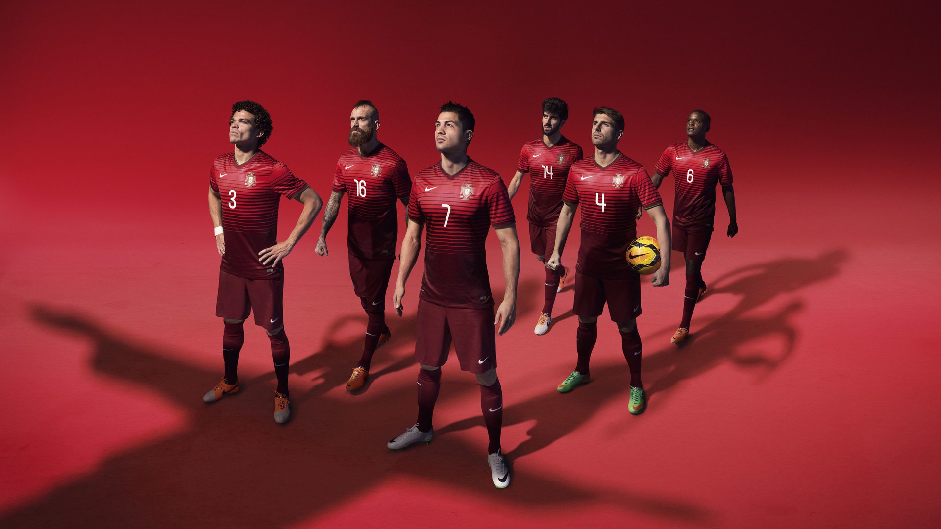 萨拉赫关键战不手软，马里节奏掌控里昂